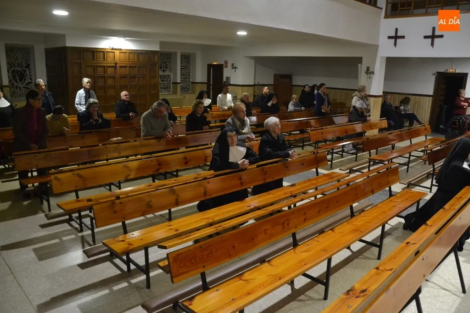 Foto 5 - Jes&uacute;s Garc&iacute;a Burillo preside la Vigilia de la Inmaculada Concepci&oacute;n  