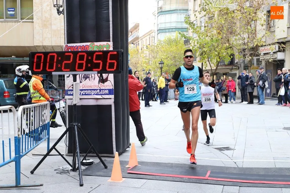 Foto 9 - Daniel Sanz y Fany Tobal son los m&aacute;s r&aacute;pidos de la II Carrera &lsquo;Corre con tu m&eacute;dico&rsquo;