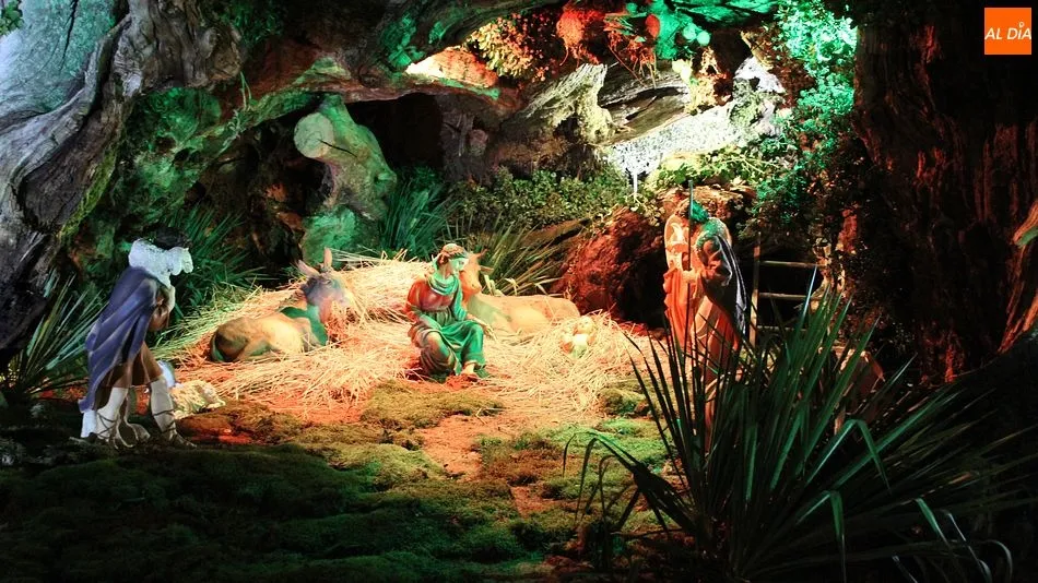 Las dimensiones del Belén Natural de Sabugal le confieren un gran realismo/ MARTÍN-GARAY