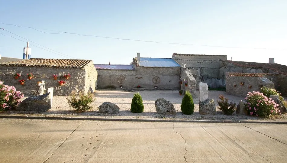 Ángel Herrero ha imprimido un carácter didáctico y museístico a su obra al reflejar la historia y el espíritu de Manceras  | REP. GRÁFICO: JOSÉ SÁNCHEZ Y M. C.