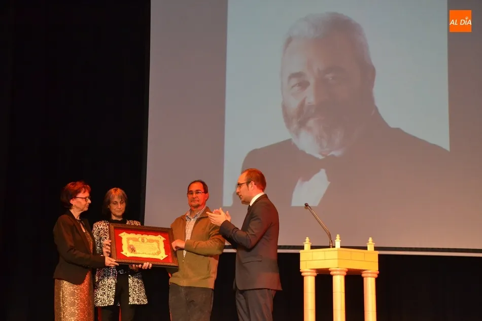 Foto 11 - Ciudad Rodrigo declara Hijo Adoptivo, rindi&eacute;ndole un sentid&iacute;simo homenaje, &ldquo;al amigo de...