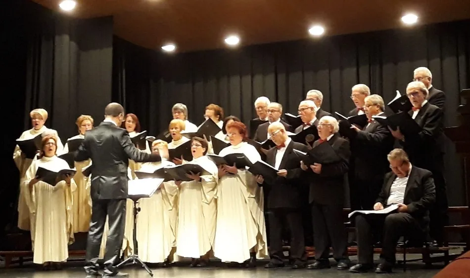 Foto 4 - La Coral D&aacute;maso Ledesma participa en B&eacute;jar en un nuevo Encuentro de Corales  