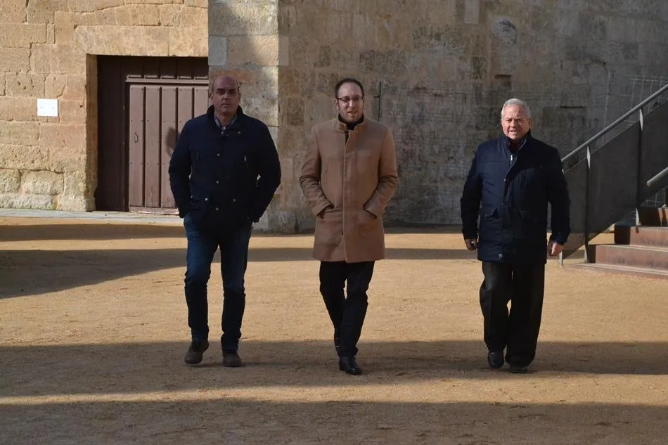 Remozadas las plazuelas de Amayuelas y San Salvador  