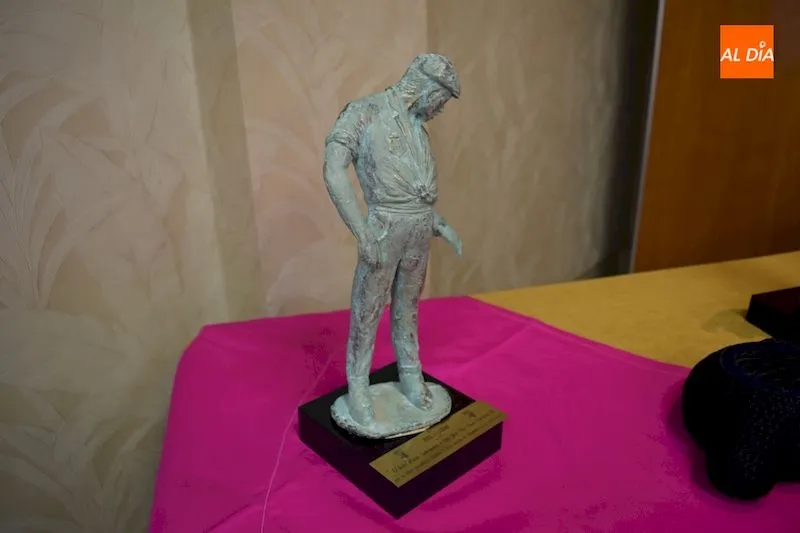Foto 7 - Juan Jos&eacute; D&iacute;ez y Juan Figueroa recogen los premios &lsquo;Timbalero&rsquo;