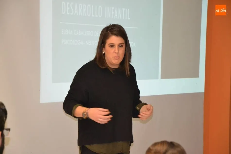 Elena Caballero ofrecerá una charla sobre la adaptación de los niños a los cambios  