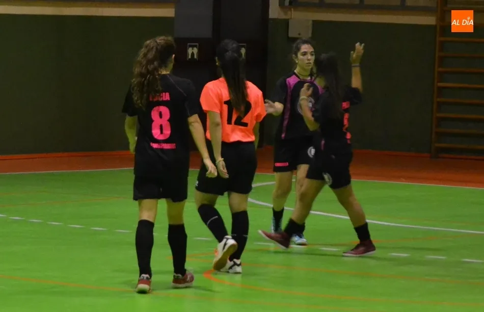 IU considera insostenible la forma de puntuar la participación femenina en las subvenciones...