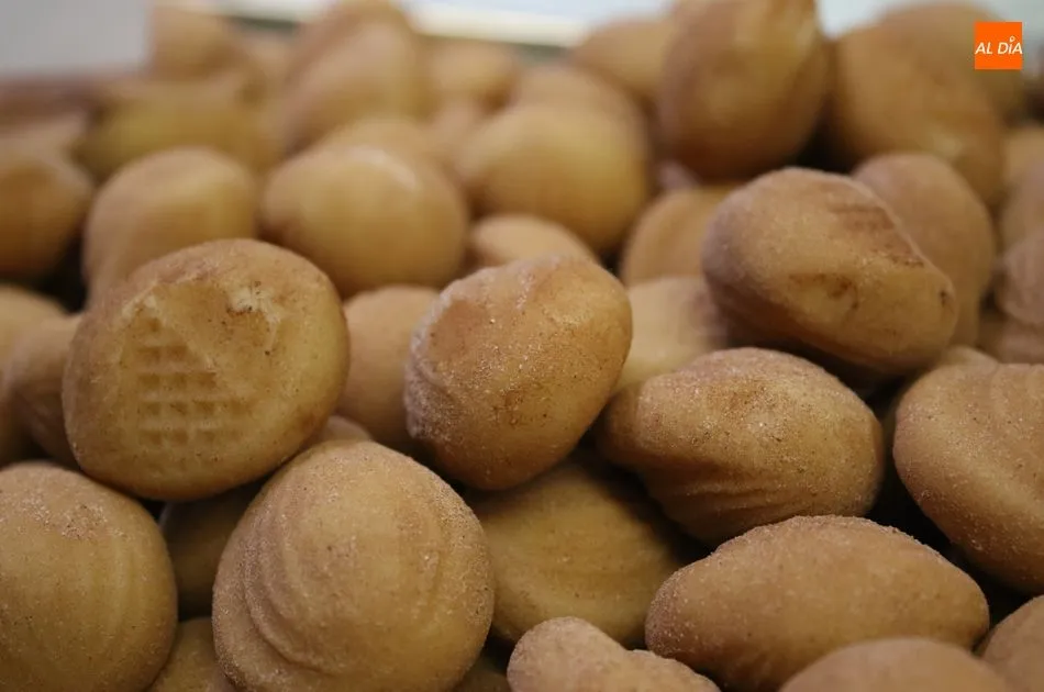 Foto 2 - Pasteler&iacute;a La Teresiana: Dulces y turrones, juntos por Navidad