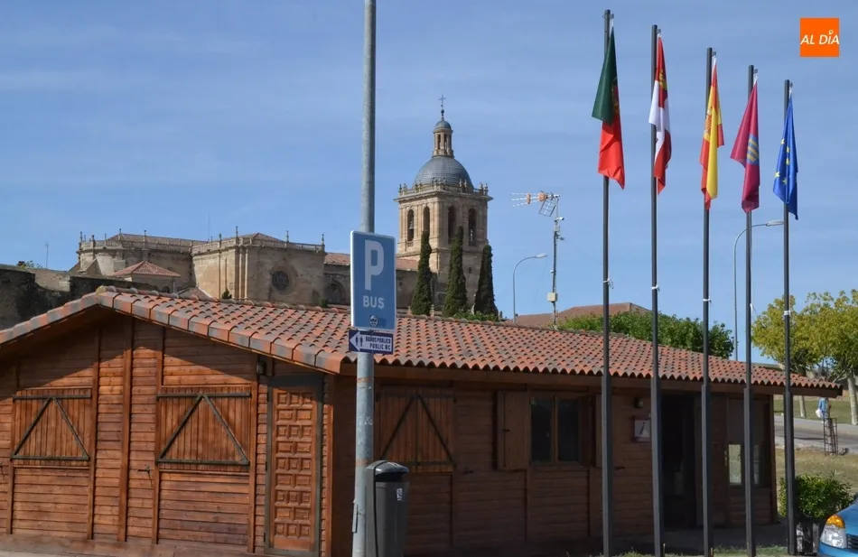 El Ayuntamiento creará una nueva bolsa de empleo de auxiliares de información turística  