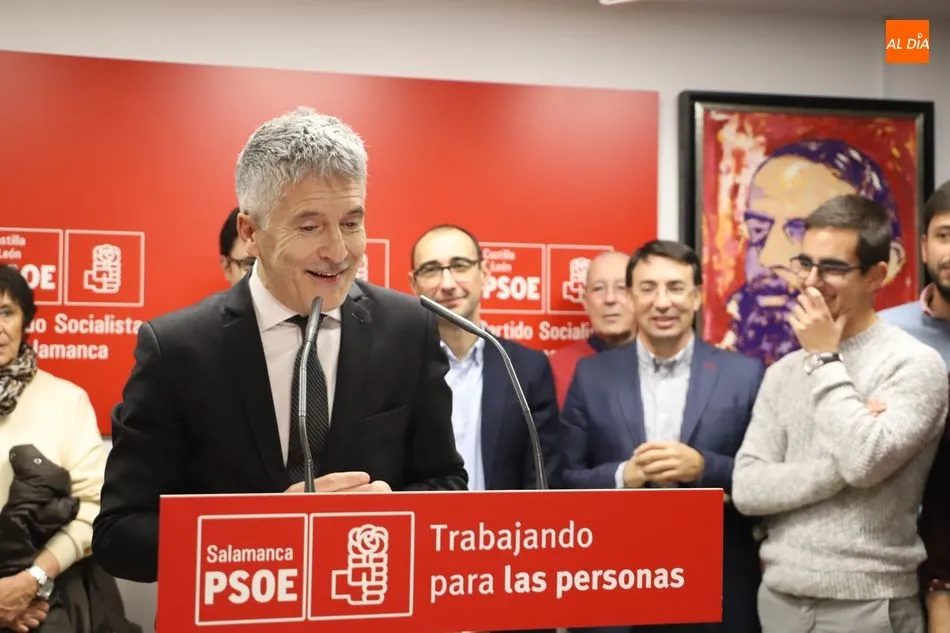 Foto 4 - El ministro Grande-Marlaska conmemora en Salamanca el aniversario de la aprobaci&oacute;n de la...