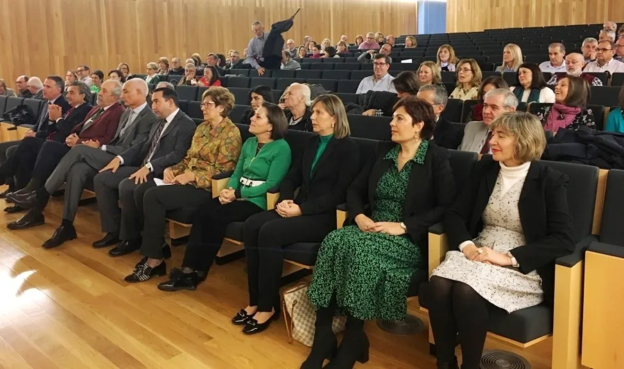 Foto 3 - Homenaje de la Junta a la trayectoria de 243 empleados en Salamanca