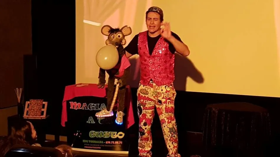 Edu Torralba, mago que actuará el sábado en este festival