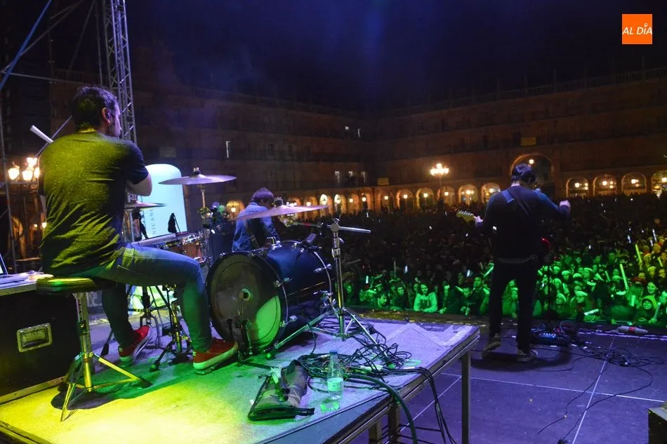 Foto 6 - Despistaos, Luc Loren, Alexander Som, Yasiris y Robert Morr ponen el ritmo a la fiesta  