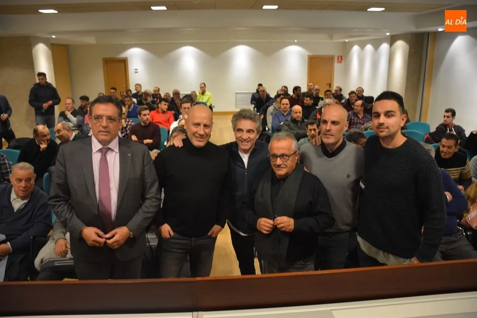 Foto 11 - El m&iacute;tico Juan Manuel Lillo regresa a Salamanca por la puerta grande&nbsp;