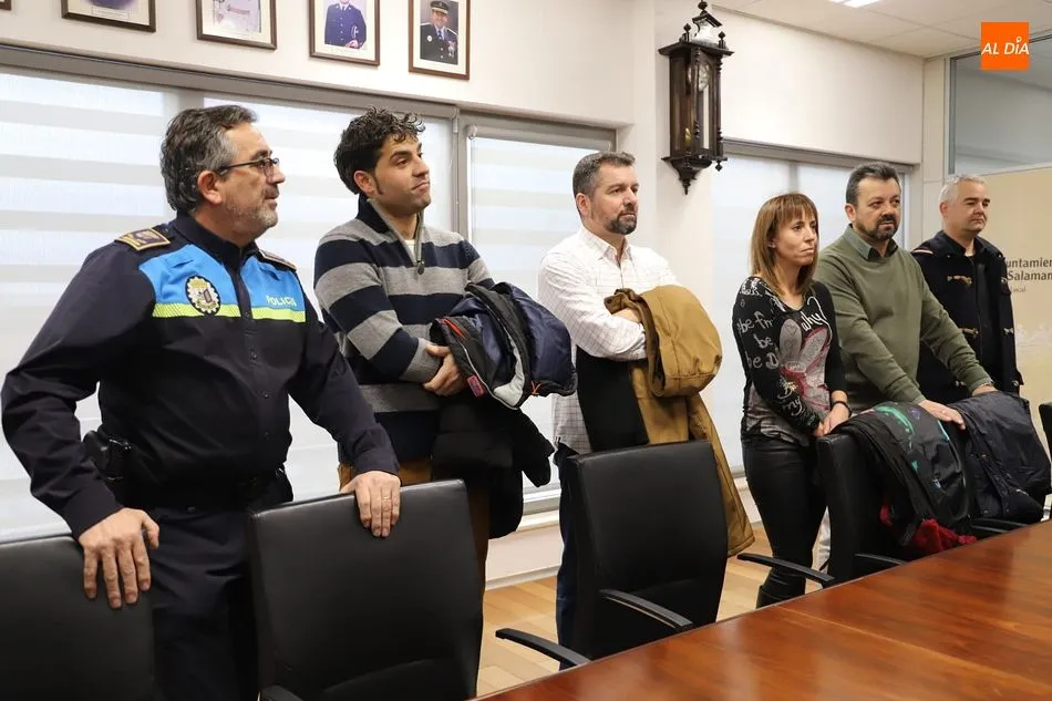 Foto 3 - El alcalde destaca la labor de la Unidad de Mujeres, Mayores y Menores de la Polic&iacute;a Local