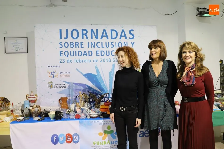 Foto 3 - El mercadillo solidario de la Fundaci&oacute;n Fundaneed abre sus puertas