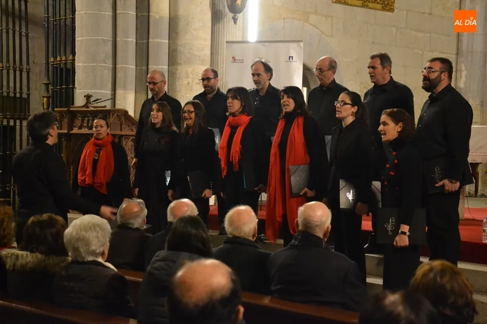 Foto 4 - Alterum Cor ofrece un concierto en la Catedral gracias al Plan Rom&aacute;nico Atl&aacute;ntico  