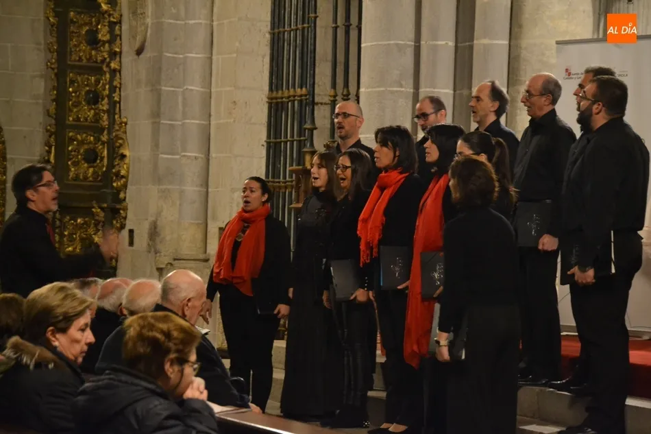 Foto 2 - Alterum Cor ofrece un concierto en la Catedral gracias al Plan Rom&aacute;nico Atl&aacute;ntico  