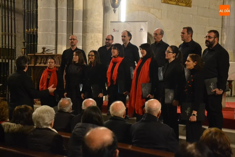 Foto 3 - Alterum Cor ofrece un concierto en la Catedral gracias al Plan Rom&aacute;nico Atl&aacute;ntico  