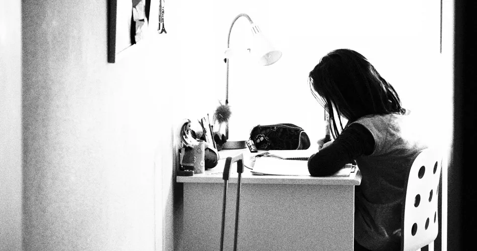 La importancia de utilizar unos buenos flexos LED para estudiar  