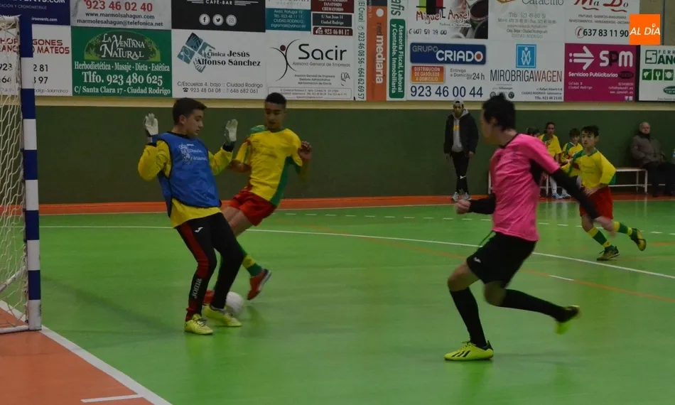Foto 5 - #M [14|15 DIC] El Ciudad Rodrigo masculino de basket logra su primer triunfo en el Trofeo...