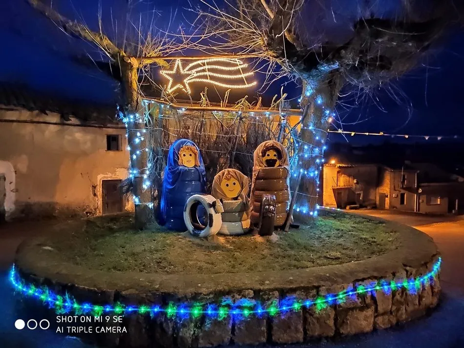 Foto 3 - En Cabeza del Caballo ya viven la Navidad  