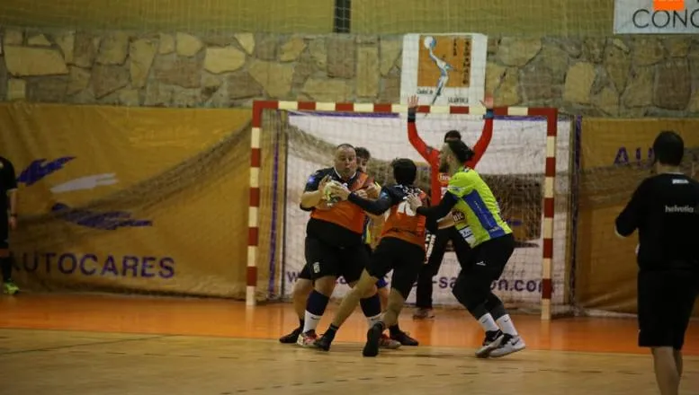 Sebas Elena, durante un partido en casa / Archivo