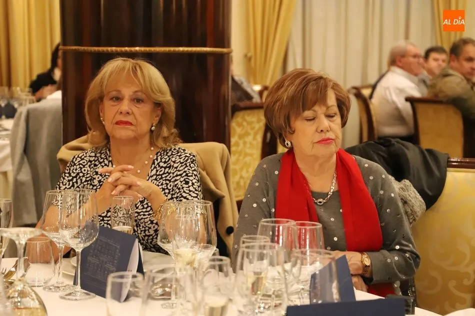 Foto 11 - Ma&ntilde;ueco afirma que &ldquo;el PP est&aacute; del lado correcto, con los que creen en Espa&ntilde;a y pactan...