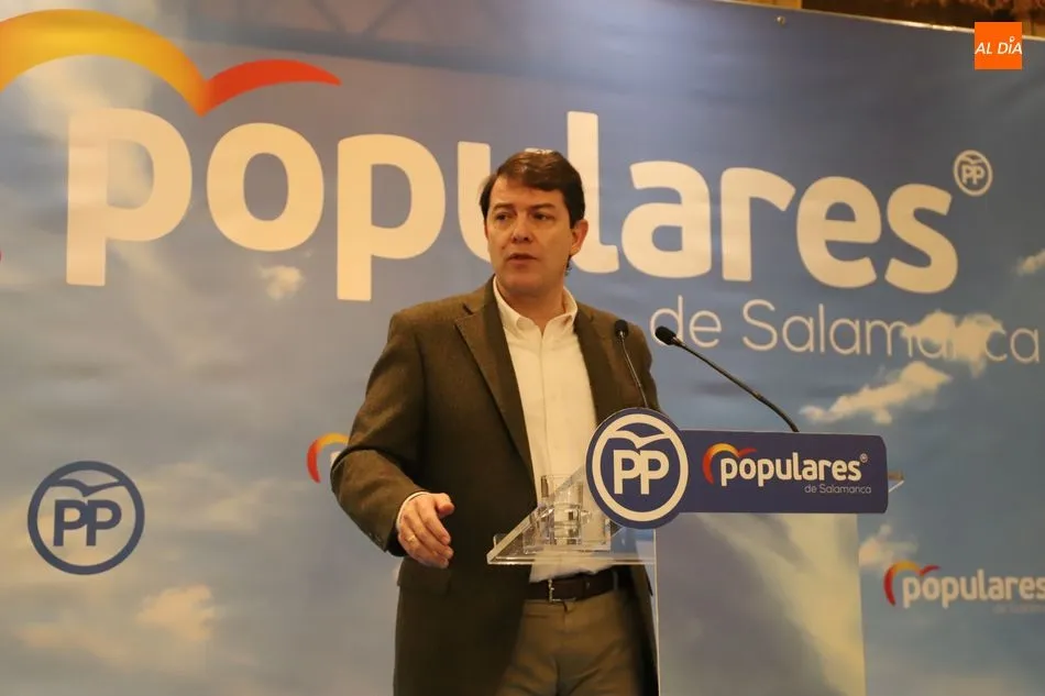 Foto 2 - Ma&ntilde;ueco afirma que &ldquo;el PP est&aacute; del lado correcto, con los que creen en Espa&ntilde;a y pactan...
