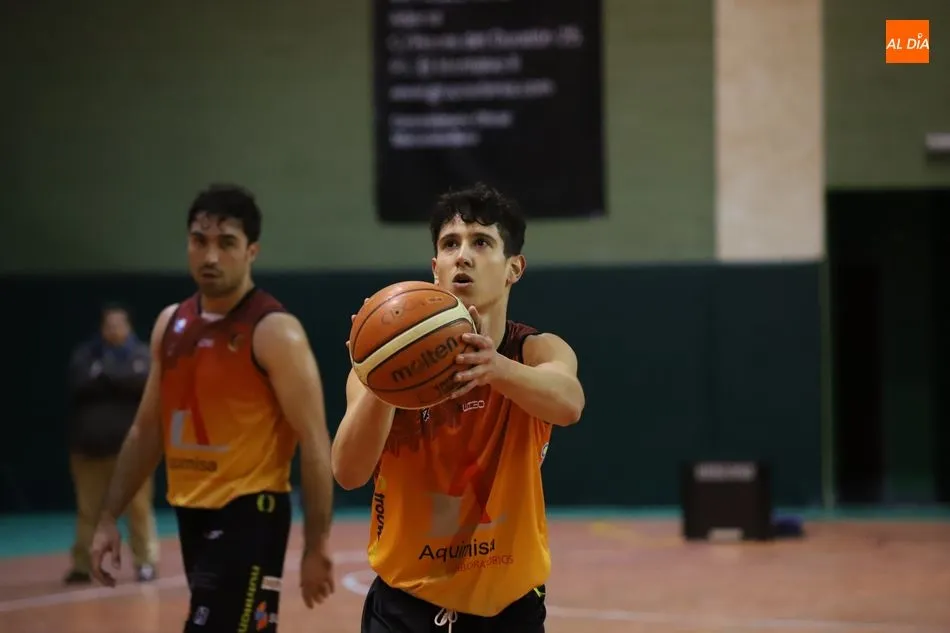 Foto 8 - El Aquimisa Carbajosa logra su d&eacute;cimo triunfo consecutivo (89-62)