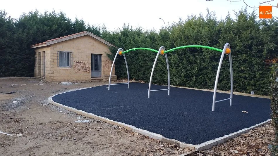 Foto 2 - El nuevo parque infantil de El Pozuelo estar&aacute; listo en breve
