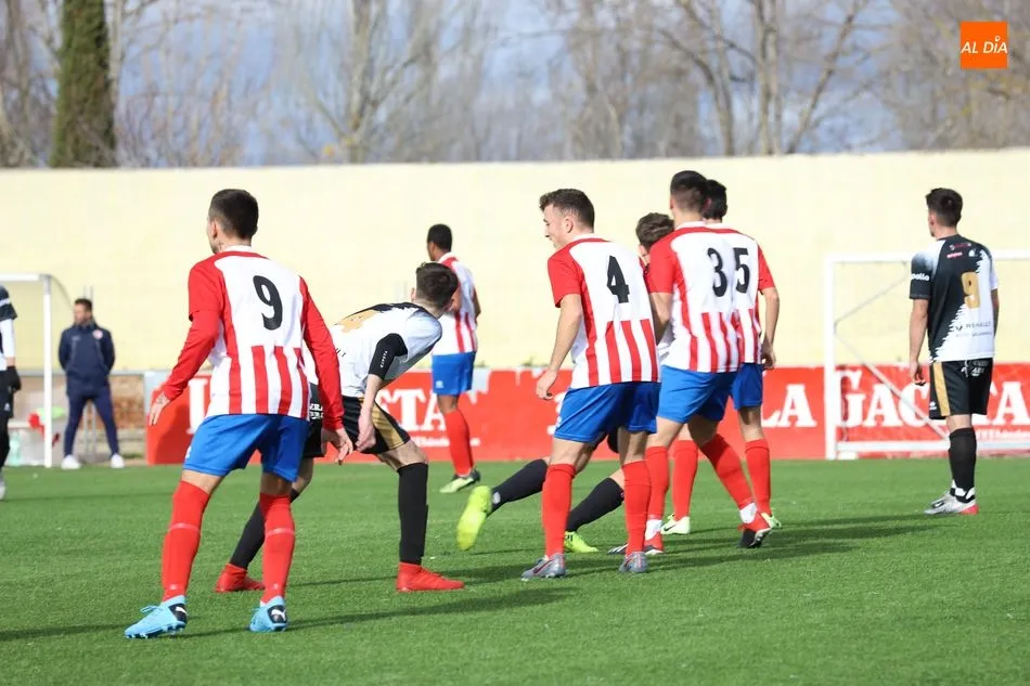 Foto 7 - Resultados, clasificaciones e im&aacute;genes del f&uacute;tbol base regional  