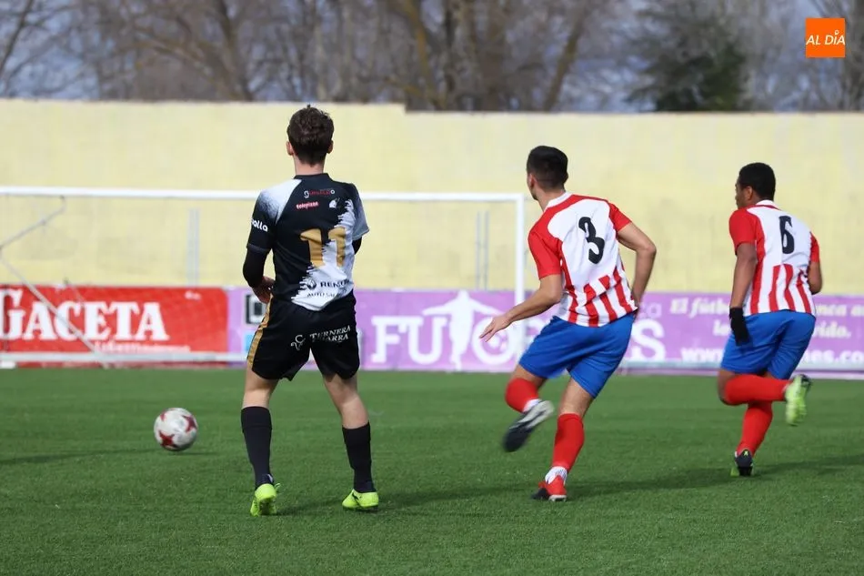 Foto 6 - Resultados, clasificaciones e im&aacute;genes del f&uacute;tbol base regional  