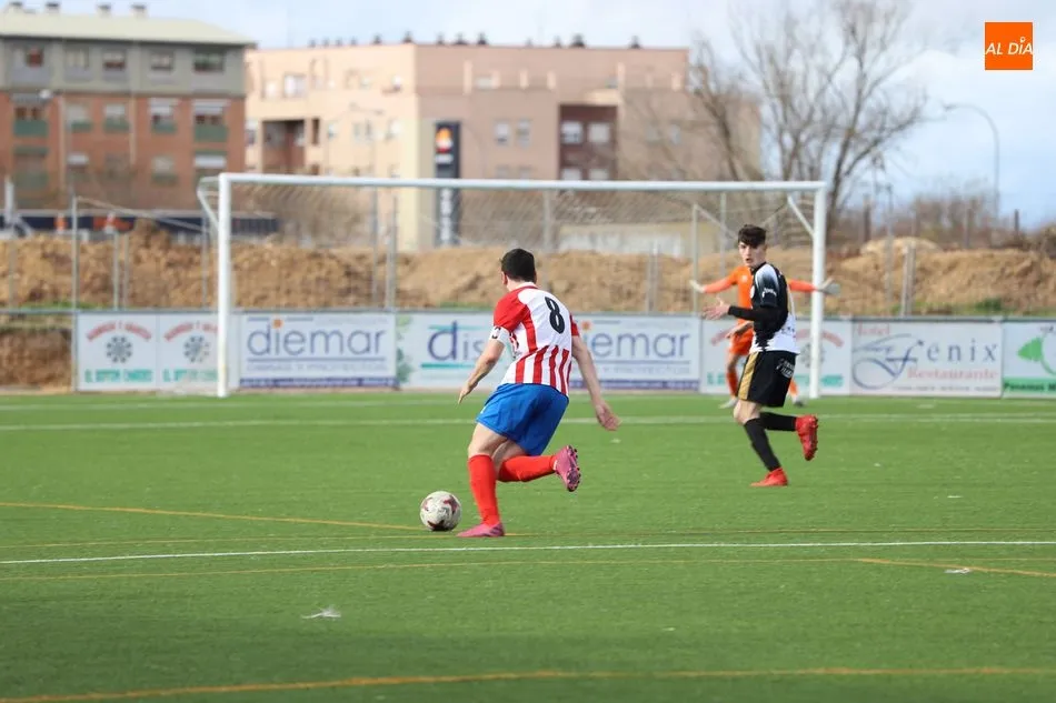 Foto 2 - Resultados, clasificaciones e im&aacute;genes del f&uacute;tbol base regional  