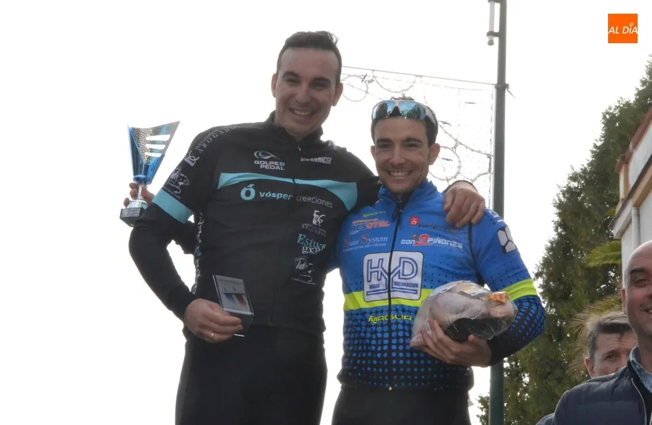 Foto 10 - Eladio Jim&eacute;nez, campe&oacute;n absoluto de la renacida Carrera del Pavo  