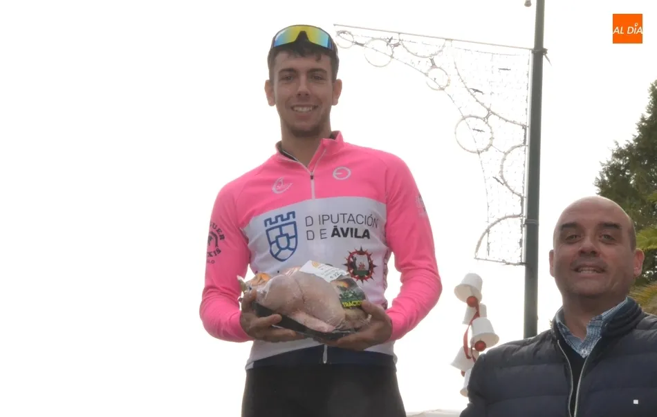Foto 8 - Eladio Jim&eacute;nez, campe&oacute;n absoluto de la renacida Carrera del Pavo  