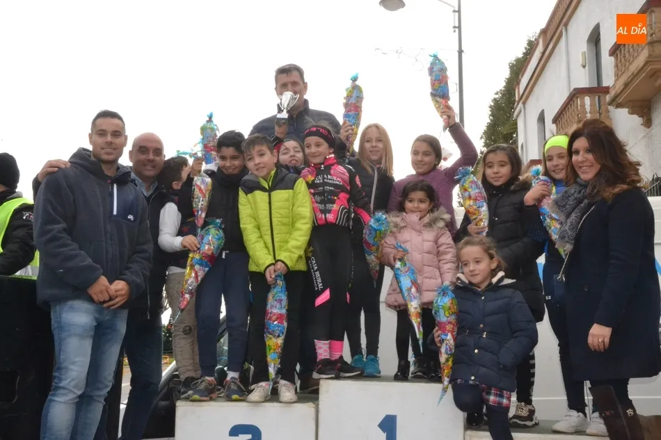 Foto 5 - Eladio Jim&eacute;nez, campe&oacute;n absoluto de la renacida Carrera del Pavo  