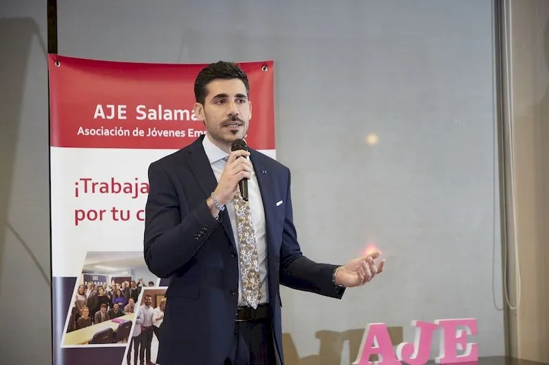 Foto 8 - AJE Salamanca entrega sus galardones a los emprendedores m&aacute;s destacados