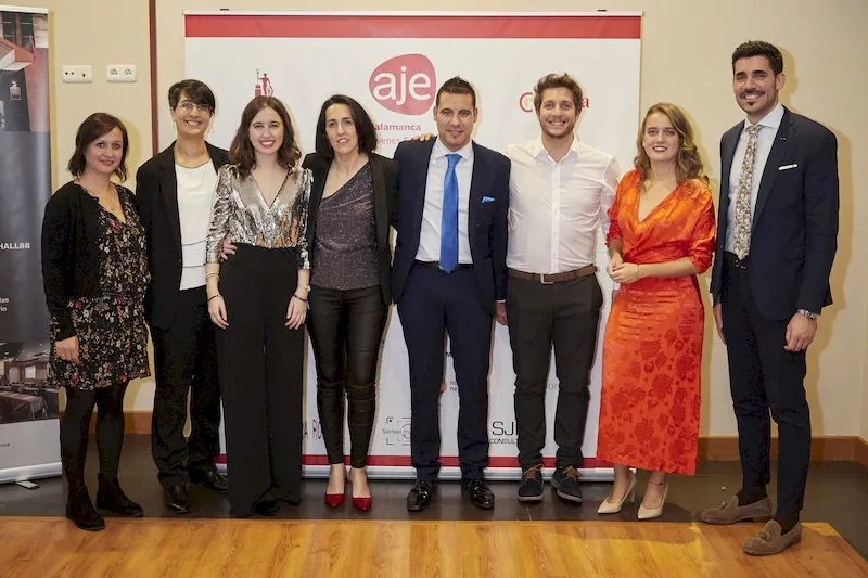 Foto 5 - AJE Salamanca entrega sus galardones a los emprendedores m&aacute;s destacados
