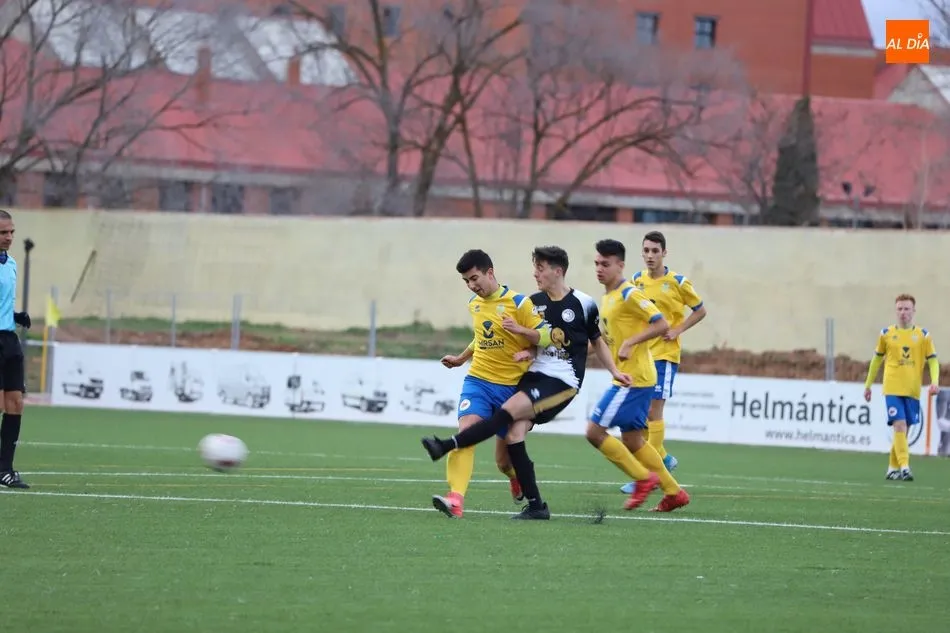 Foto 4 - Resultados, clasificaciones e im&aacute;genes del f&uacute;tbol base provincial  