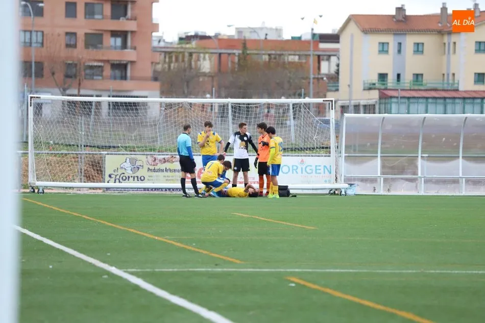 Foto 2 - Resultados, clasificaciones e im&aacute;genes del f&uacute;tbol base provincial  