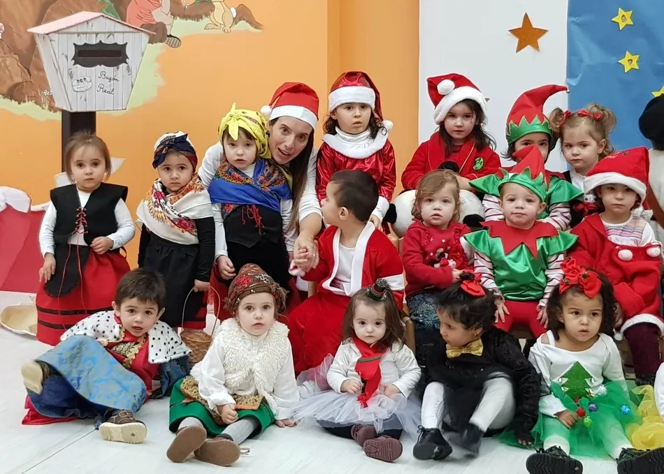 Foto 8 - La Escuela Infantil celebra la llegada de la Navidad rozando su tope de alumnos  