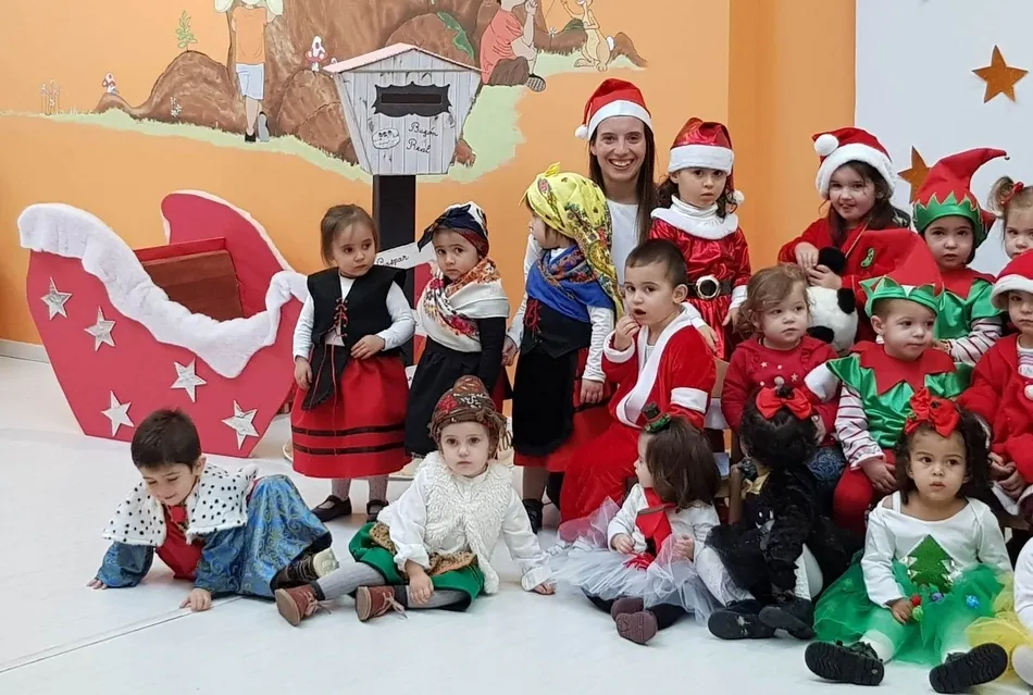 Foto 9 - La Escuela Infantil celebra la llegada de la Navidad rozando su tope de alumnos  