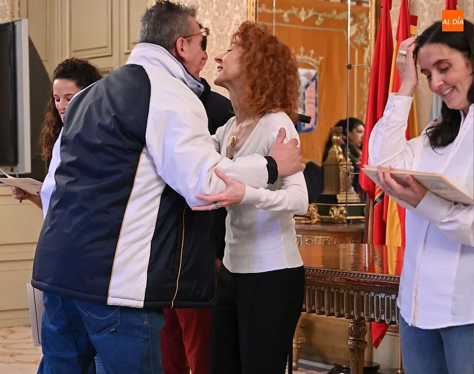 Foto 4 - Los alumnos del CEFOL del &uacute;ltimo trimestre de 2019 reciben sus diplomas
