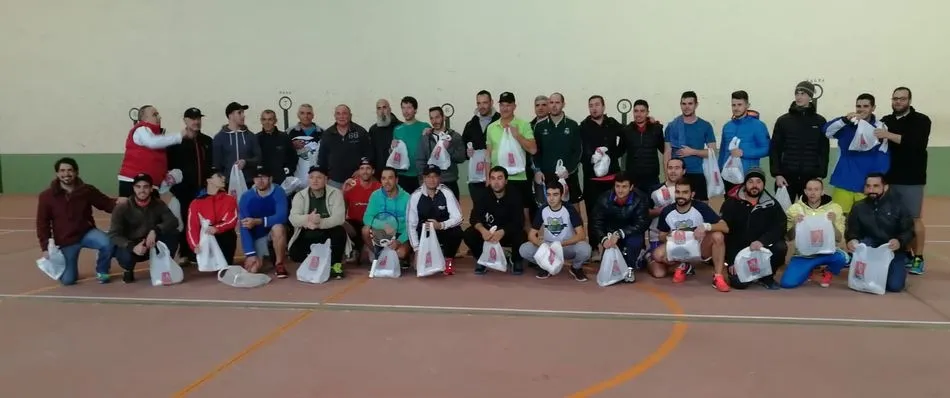 Foto 2 - Rub&eacute;n Marcos y Antonio Garc&iacute;a ganan el II Campeonato de Frontenis de Encinas de Arriba