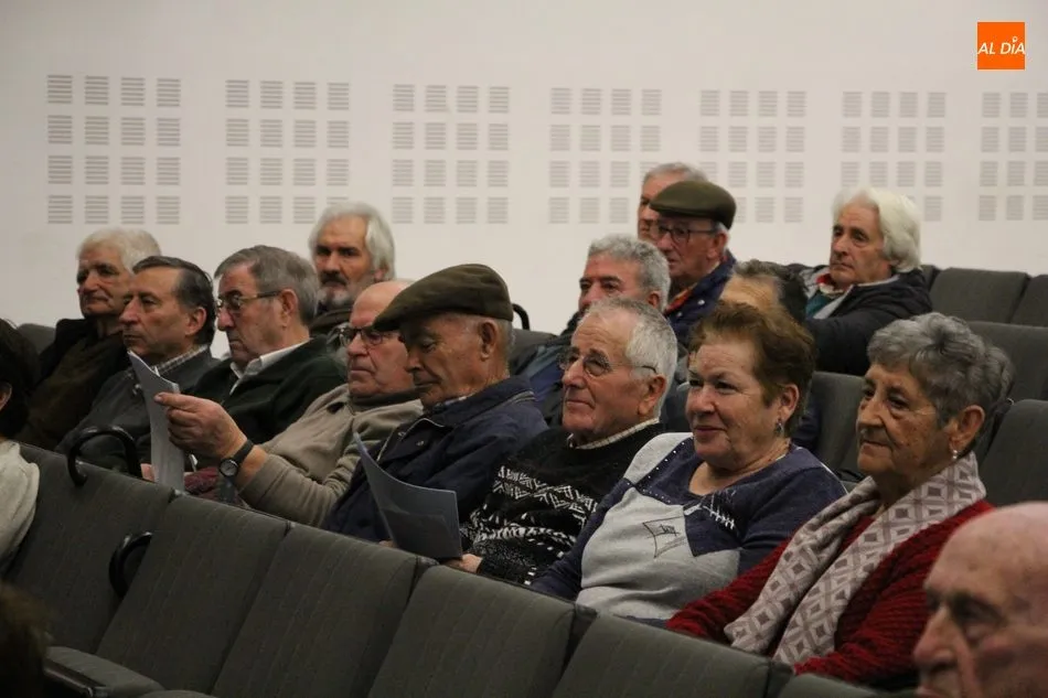Foto 3 - Las asociaciones de mayores recelan del funcionamiento de los consultorios de proximidad que quiere ...