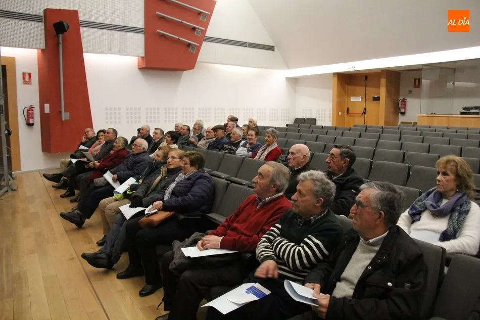 Foto 2 - Las asociaciones de mayores recelan del funcionamiento de los consultorios de proximidad que quiere ...