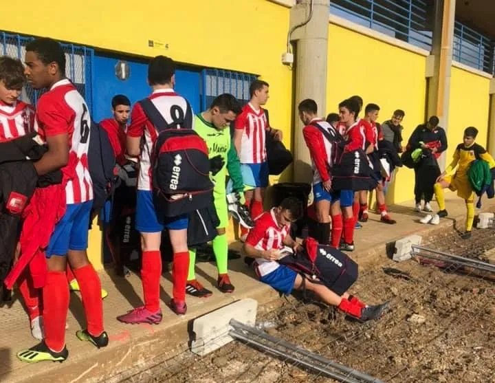 Jugadores del Atlético Bembibre en el Reina Sofía / Facebook Alberto Gómez