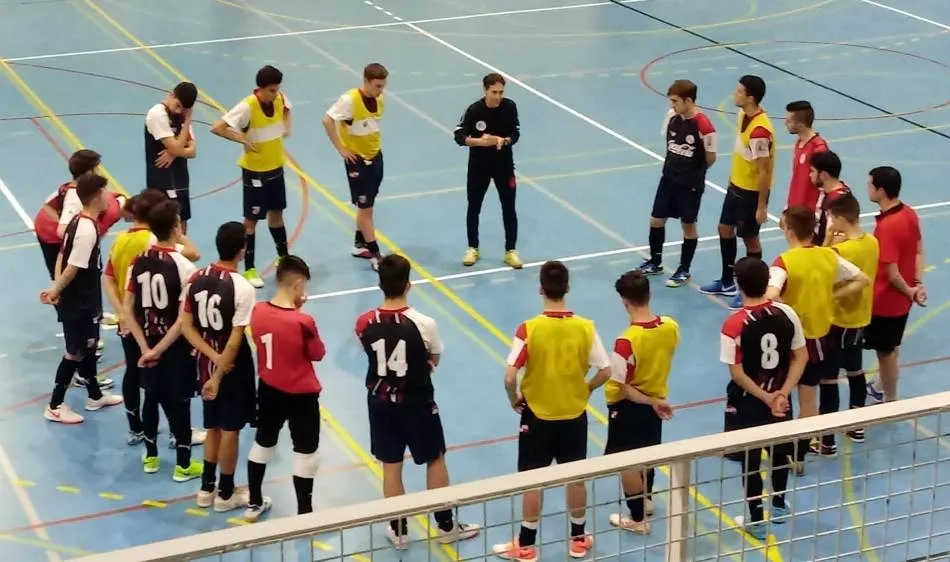 Foto 6 - Jorge Crespo y Sergio Moreiro participan en un nuevo entreno de la Selecci&oacute;n Sub&rsquo;19  