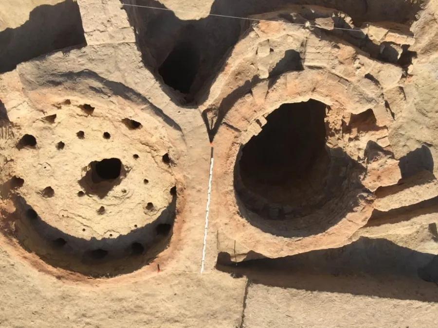 Foto 4 - La USAL descubre piezas de gran valor en excavaciones arqueol&oacute;gicas en Uzbekist&aacute;n