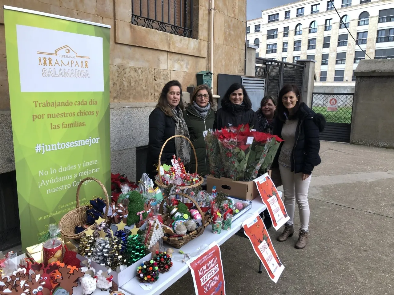 Foto 3 - El Colegio Santa Teresa de Jes&uacute;s celebra sus tradicionales festivales de Navidad